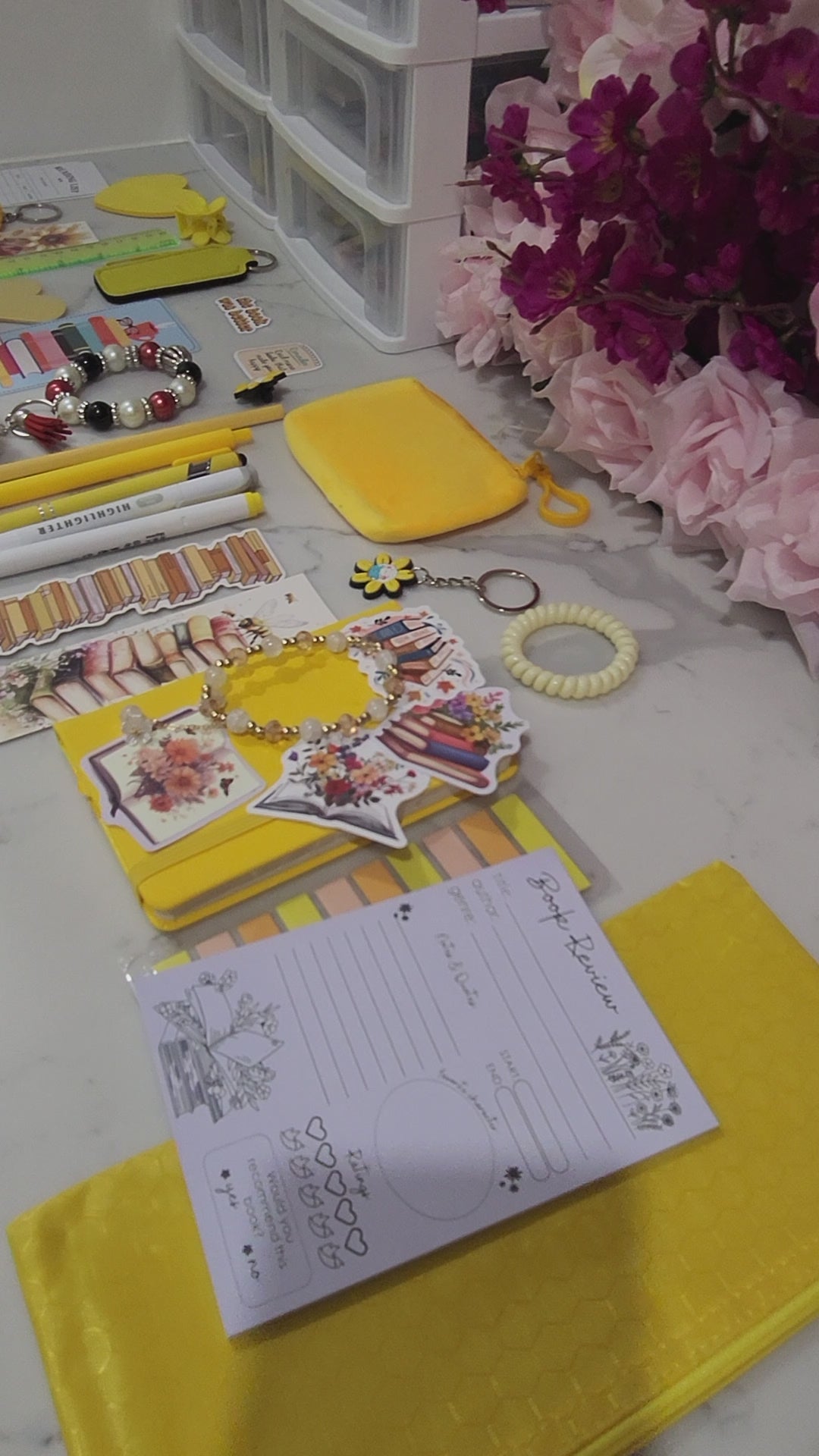 YELLOW BOOKISH BUNDLE